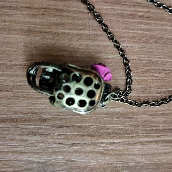 Skull with Rhinestone and Flower Necklace NWT by boo - Picture 6 of 7